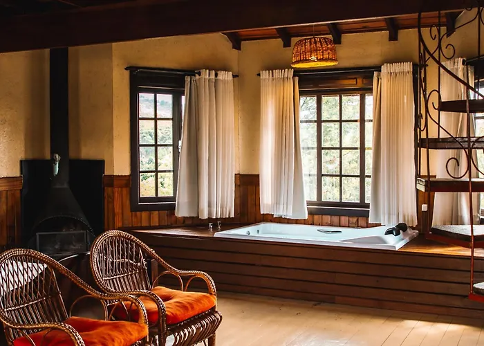 Hotel Pousada Colina de Pedra - GRAMADO